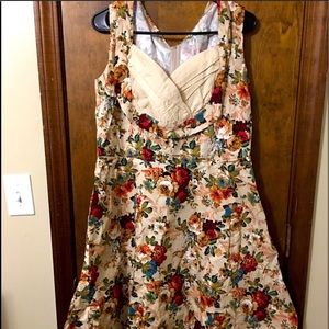 50’s Style Pin-up Dress with Back Zipper Closure